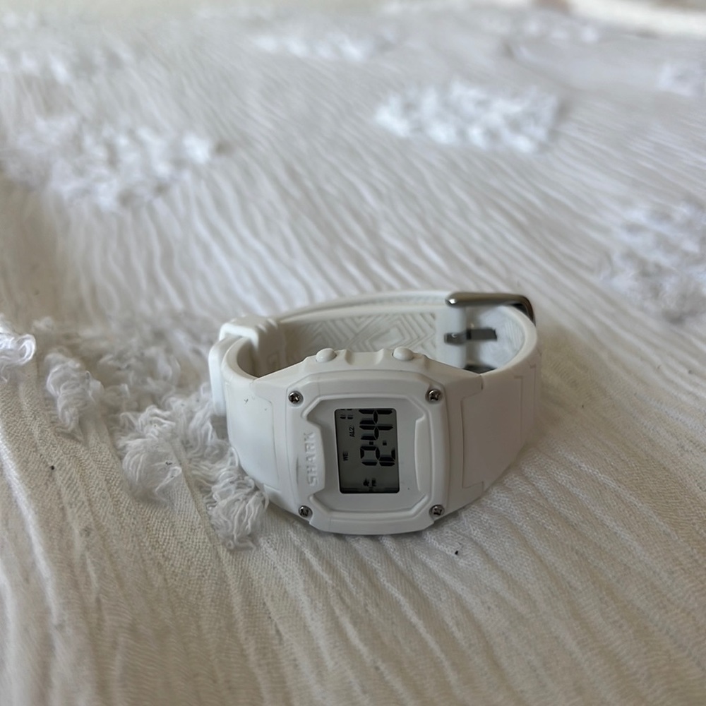 Freestyle mini shark watch